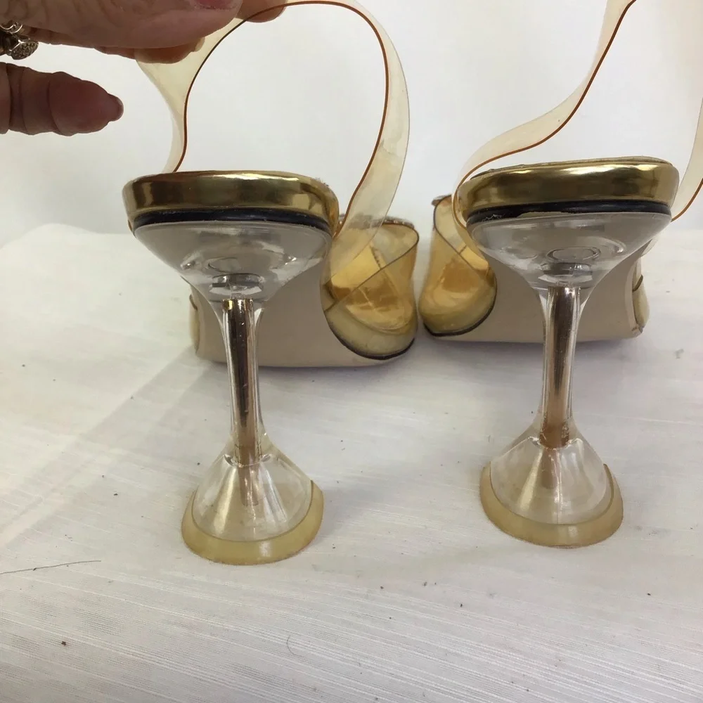 WETKISS WOMEN ELEGANT UNIQUE FORMAL GOLD TRANSPARENT TOP RHINESTONE HEELS SZ 9.5 - Picture 3 of 6